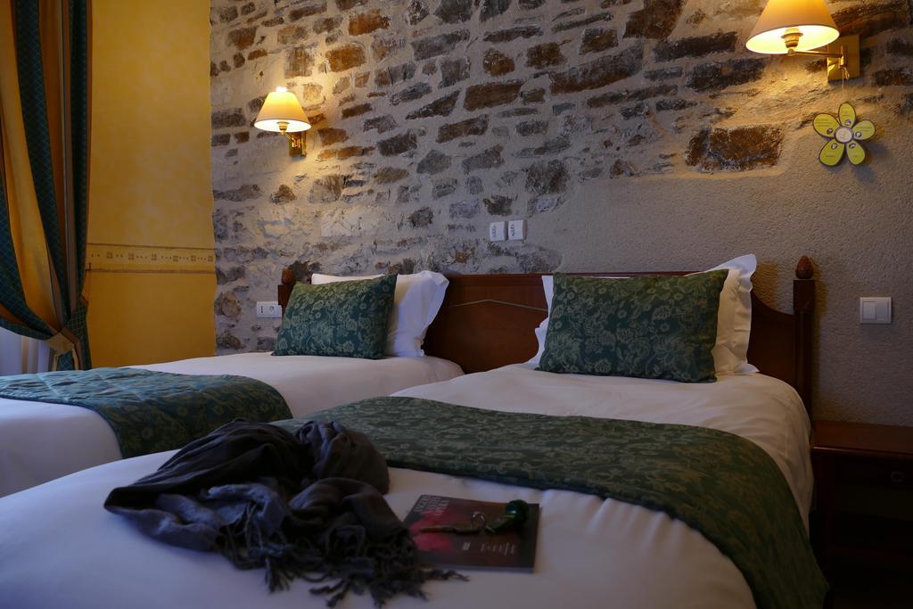 Logis Hotels Le Champalud Restaurant La Citadelle Oree-d'Anjou Pokój zdjęcie